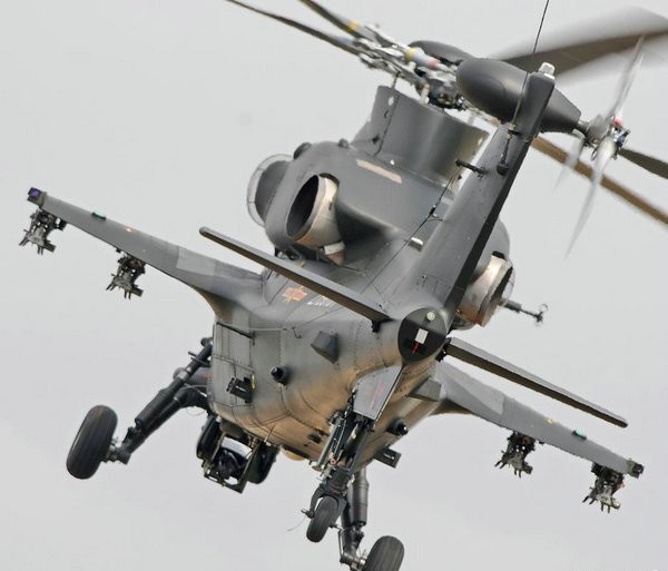 Máy bay trực thăng vũ trang Z-10 Trung Quốc dưới sự hỗ trợ thiết kế của Nga
